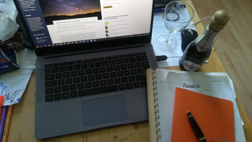 Nur der Spalt einer&nbsp;Tür